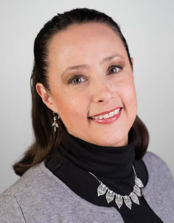 Paola Haro - Canada.